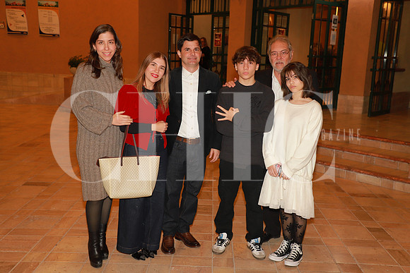 Fernanda Cuevas, Deidre Cuevas, José Taveras, Paul Taveras, Ciro Rene Cuevas y Pablo Mataderas 1