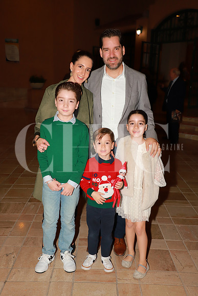 Gina Ceballos, Raúl García, Bernardo García, Emilio García y Lucía García 1