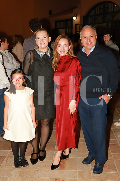 Catalina Vargas, Luisa Vargas, Luisa Villarreal y Jaime Villarreal 2