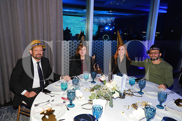 Daniel García, Martha Leal, Fernanda y Alejandro García 2