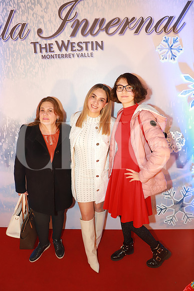 Alicia Arreola, Carolina Morales y Luciana Díaz 2
