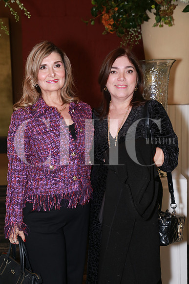 Antonieta Rosas y Marcela González (2)
