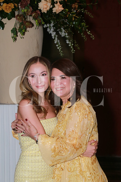 Mariana Lozano y Cynthia Valdez de Lozano (3)