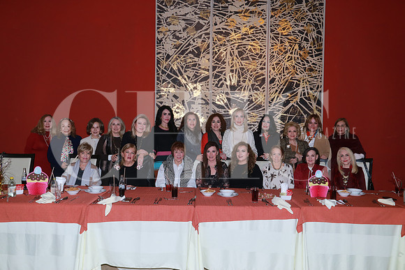 Grupo de amigas del Museo Marco