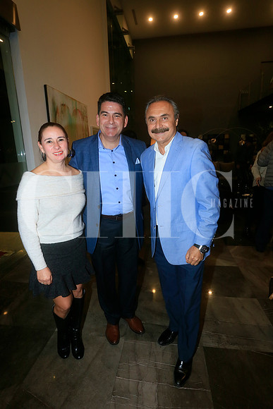Maria Fernanda Martínez de Guzmán, José Enrique Guzmán y Refugio Benavides (2)