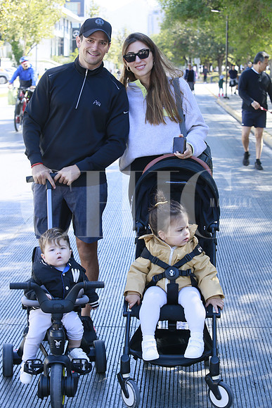 Emilio Califa,Roberta Martínez, Ferrán e Ivanna Califa