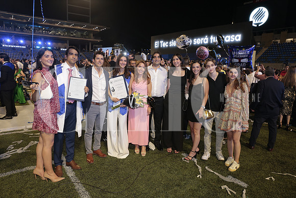 Alejandra Treviño, Rene Zubieta, Carlos Moreleon, Vale Prestamo, Cynthia Zabroki, Luis Prestamo, Mariana Gonzalez, Euge Garcia, Mateo Prestamo y Rocio Junco 3