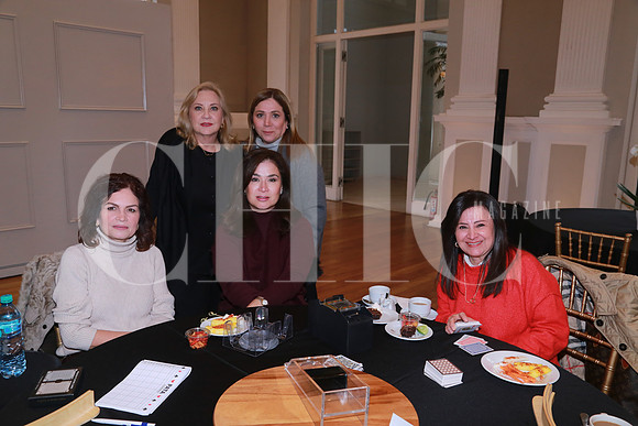 Marcela Benavides de García, Gabriela Parás de Castillón, Bárbara Barceló de Náder, Adriana Prado de López