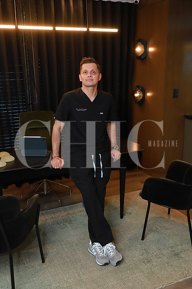 Doctor Luis Flores 28