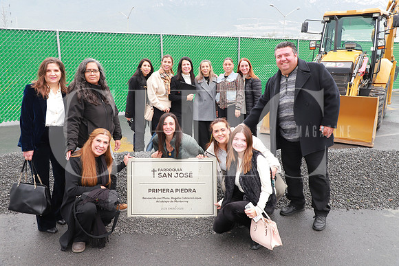 Catalina Sagui, Andrea Martinez, Diana Villarreal, Bertha Ramos, Pau Martinez, Janeth Marcos, Viri Corona, Flor Lozano, Fabian Guerra, Paula Cantu y Barbara Camelo 7
