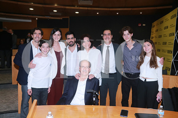 Luis Felipe Salas, Pablo Salas, Patricia Azcúnaga, Alejandro Azcúnaga, Patricia Sánchez, Francisco Azcúnaga, Luis Felipe Salas, Eugenia Salas y Francisco Azcúnaga