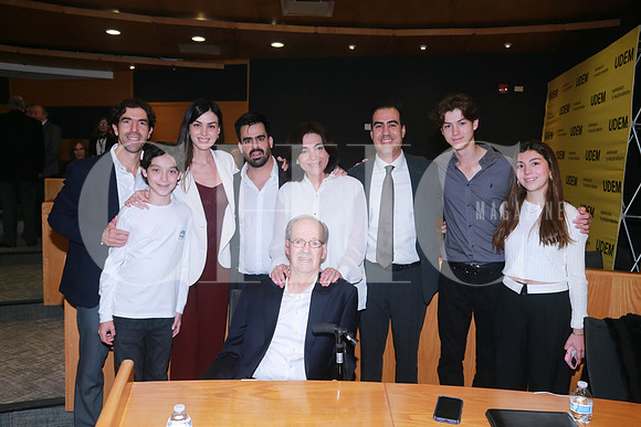 Luis Felipe Salas, Pablo Salas, Patricia Azcúnaga, Alejandro Azcúnaga, Patricia Sánchez, Francisco Azcúnaga, Luis Felipe Salas, Eugenia Salas y Francisco Azcúnaga