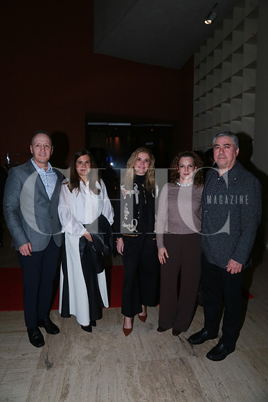 Mario Martínez, Ana Isabel Martínez, Cecilia Flores, Mayra Flores y Manuel Garza (4)