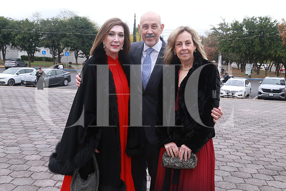 Magda Sojo, Luis Padilla y Liliana Madero de Padilla