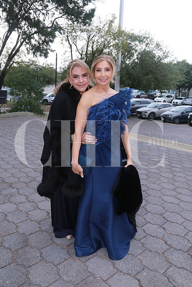 Marissa Castellano y María Elena Amaro (2)