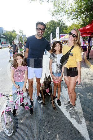 Emilio Flores, Lazy Lazo, Mina Flores y Luciana Flores