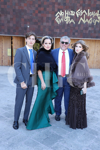 Bruno Escobar, Nini de Moreno, Jorge Escobar e Isabella Escobar 0