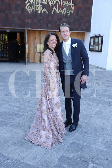 Leticia Escobar y Sebastián Sibilla