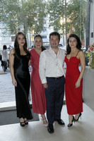 Ana Paula Flores, Susana Gorena de Flores, Daniel Flores y Susana Flores (3)