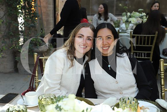 Almudena Jardon y Mariana Juárez 0