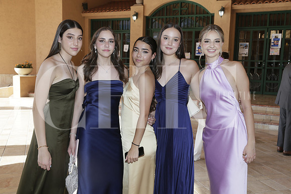Marcela Aragay, Mariana de Leon, Emma Aldape, María Cueva y Vivian Guzmán