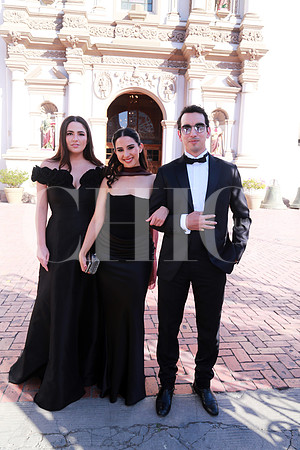 Edna Manzaneque, Jimena Peña y Ali Hassan (2)