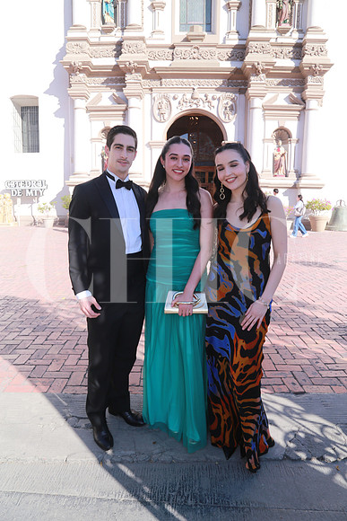 Jun Pablo Durán, Sofia Moreno y Macrina Treviño (2)