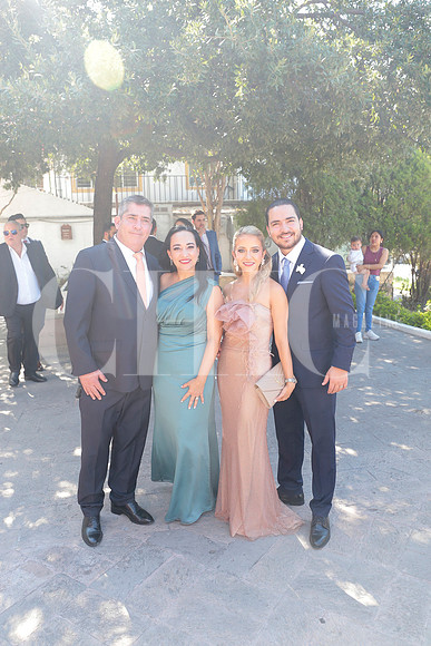 Raul de la Garza, Maria Elena de la Garza, Jimena Villarreal y Raul de la Garza 4