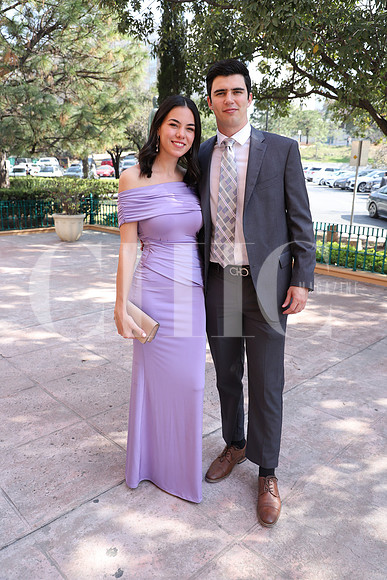 Erika Charur y André Junele0