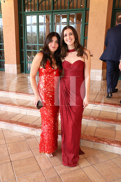 Andrea Salazar y Paulina González 1
