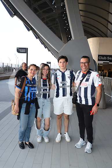 Cristina Echegaray, Carolina Granados, Hernán Granados y Hernán Granados 0