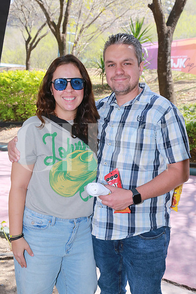 Irasema Fernández y Rodrigo Peña