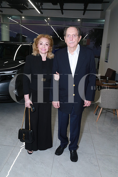 Adriana Garza de Santos y Fernando Santos (2)