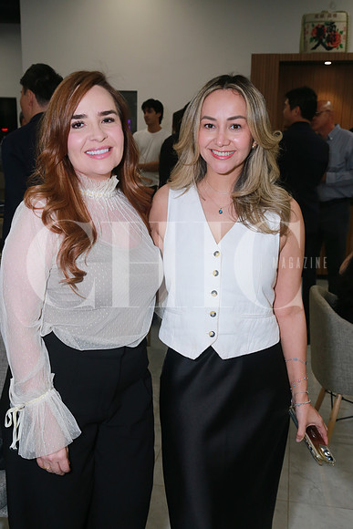 Cecy Velazco y Karla Muñoz