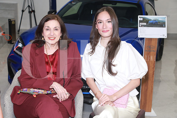 Guadalupe Garza de Sada y Carolina Armas
