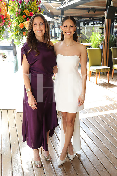 Angélica Espadas y Daniela Morales 3