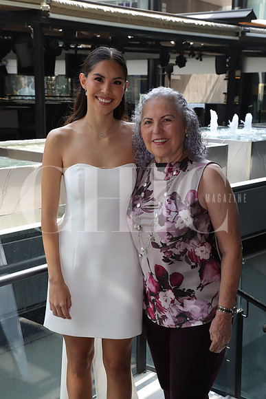 Daniela Morales Espadas y Martha Elena Cantú 2