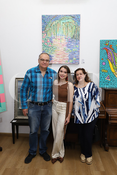 Miguel Elosúa, Mayte Elosua y Mayte Busteros 2