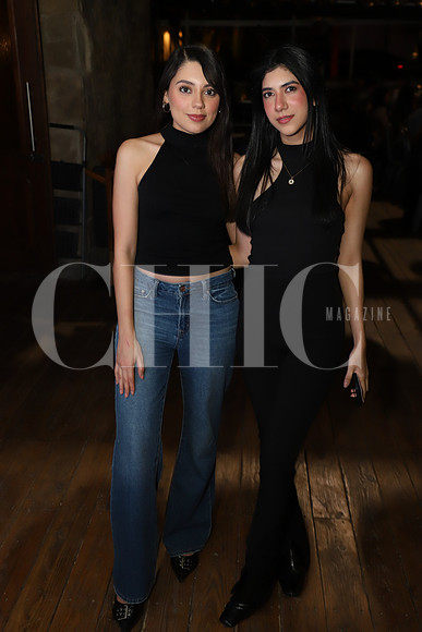 Andrea Lacavex y Aneesha Hamidami 8