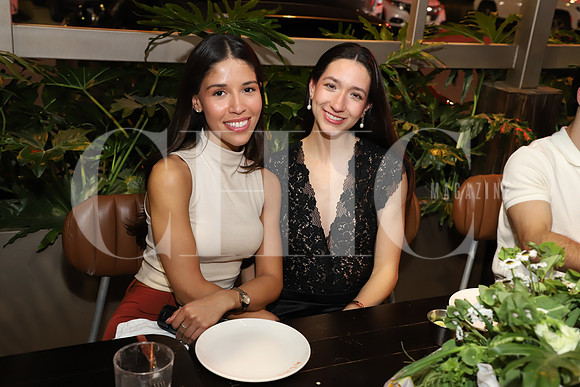 Alejandra Treviño y Arantza Coindreau 4