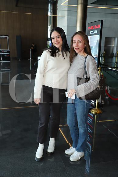 Andrea Lugo y Cristina Espinola 0