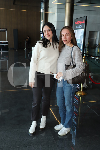Andrea Lugo y Cristina Espinola 1