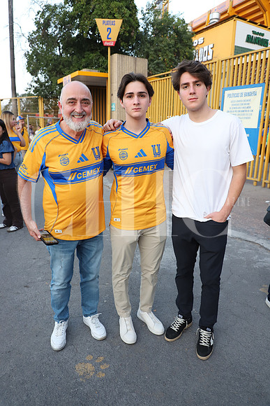 Eliezer Canales, Federico Canales y Claudio Pizano 1