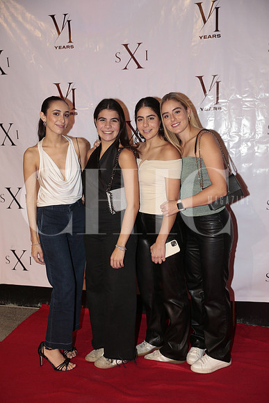 Sara Novoa, Natalia Aranda, Pau Aranda y Sofi Aranda 2