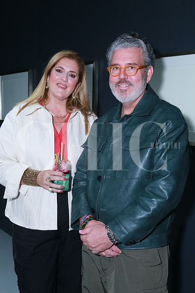 Gabriela Iza y Javier Lozano