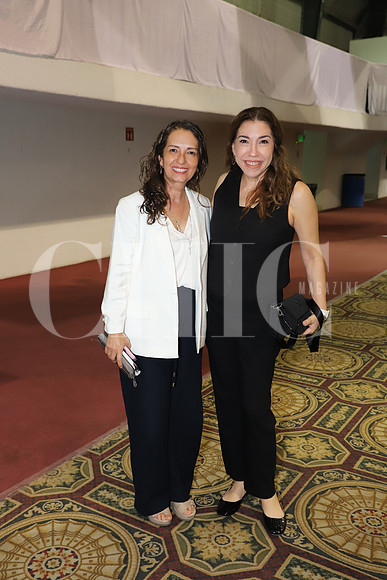 Julia María Gil y Brenda Yunez0