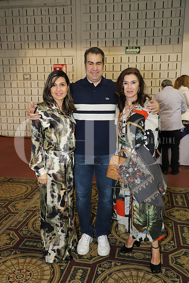 Tere Avalos, Adrián Quiroga y Carmen Avalos 1