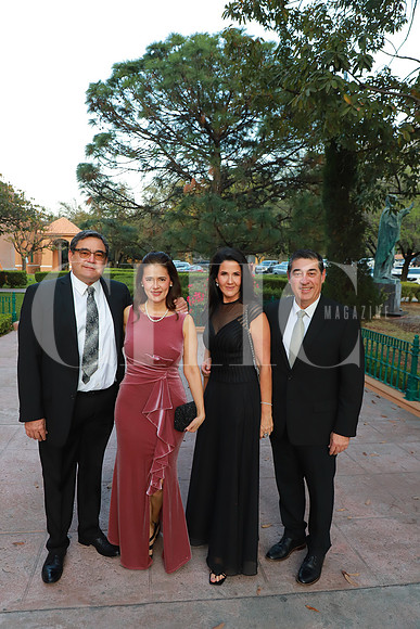 Francisco Cruz, Alejandra Fernandez, Liliana Cruz y Jorge Fernandez 2