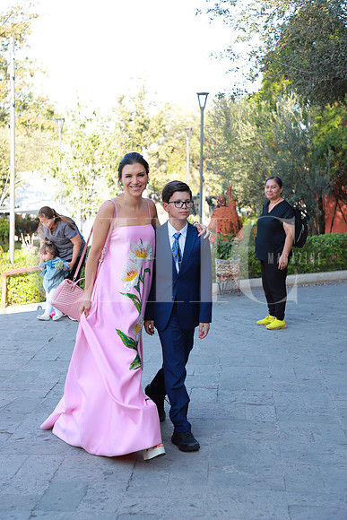 Cristy Zorrilla y José Adrián Zorrilla 8