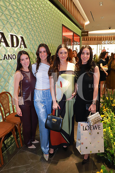 Paulina Sillas, Barbara Domene, Ale Valdés y Montserrat Alvarez 2